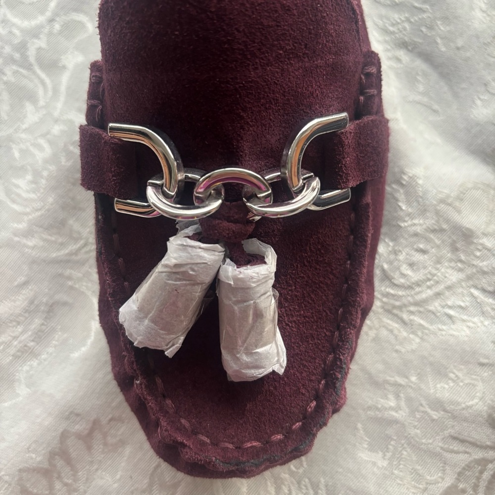 NWOT Aerosoles Burgundy Soft Suede Driving Loafers w/Tassels, Size 7.5 - Picture 9 of 11